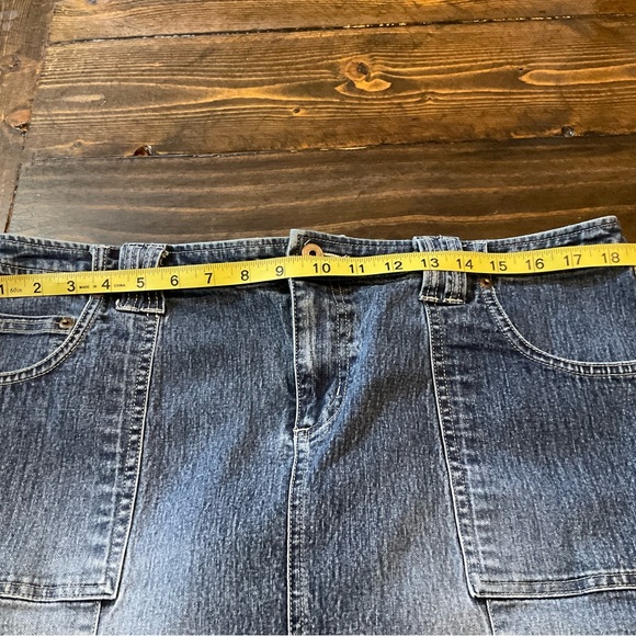 Classic Blue Denim Midi Skirt pre loved - Picture 4 of 6